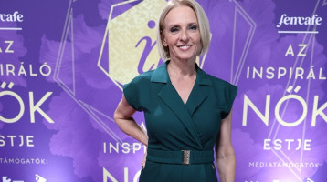 Marsi Anikó: "Ilyenkor érzem azt, hogy érdemes tennünk, mosolyognunk, megmutatnunk a világot" Marsi Anikó: "Ilyenkor érzem azt, hogy érdemes tennünk, mosolyognunk, megmutatnunk a világot"