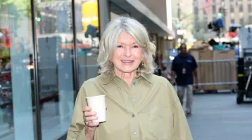 Martha Stewart felismerhetetlen lett, hirtelen fiatalodott 20 évet Martha Stewart felismerhetetlen lett, hirtelen fiatalodott 20 évet