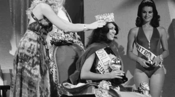 1975-ben ő volt a világ legszebb nője, a Miss World győztese: leesik az állad, ha meglátod, hogy fest ma, 68 évesen 1975-ben ő volt a világ legszebb nője, a Miss World győztese: leesik az állad, ha meglátod, hogy fest ma, 68 évesen