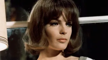 Így néz ki ma Romy Schneider egy szem lánya: a 49 éves, ritkán látott Sarah mosolyában mindenki az édesanyját látja Így néz ki ma Romy Schneider egy szem lánya: a 49 éves, ritkán látott Sarah mosolyában mindenki az édesanyját látja