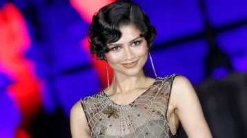 Zendaya önmagát is túlszárnyalta: fenékig kivágott ruhában villantotta meg hibátlan alakját a színésznő