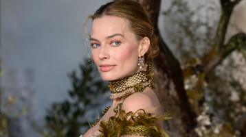 Hódít a viktoriánus volumen: az Üvöltő szelek újra divatba hozta a gótikus romantikát