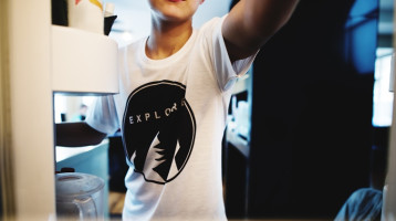 Így kezeld hímzett pólóidat, hogy ne tegyél kárt bennük!